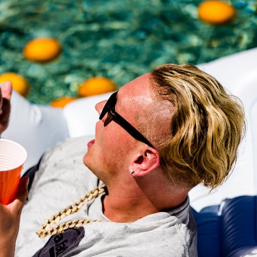 Video: Rob Diioia (@RobDiioia) – “Tangerine$ (Prod. by @A2RBeatz)”