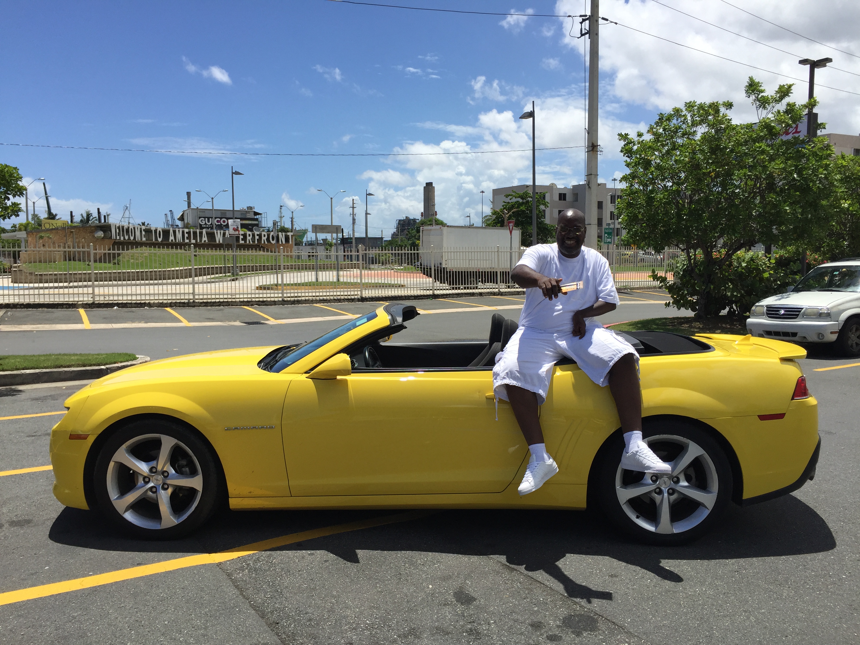 Chicken Wing – “Little Hand Man” | @thechickenwingshow