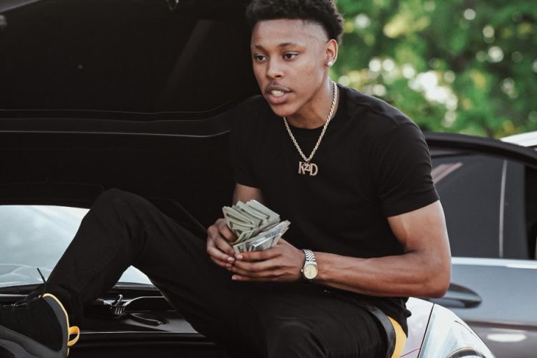 Meet the New Face of San Antonio’s Rap Scene – GMGcenzo “See Bout It”