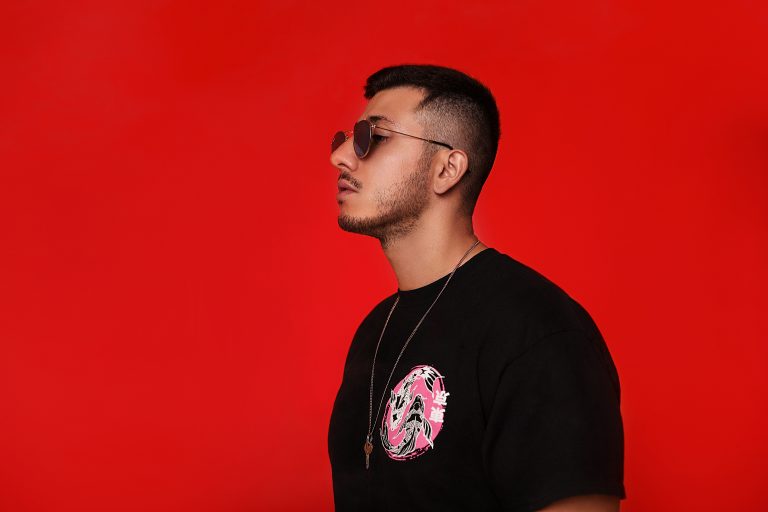 Besomorph Links With M.I.M.E. & 2Scratch On “Blessed”