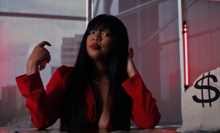 Olumide Returns With ‘Road To Riches’ With “Flip” Visual