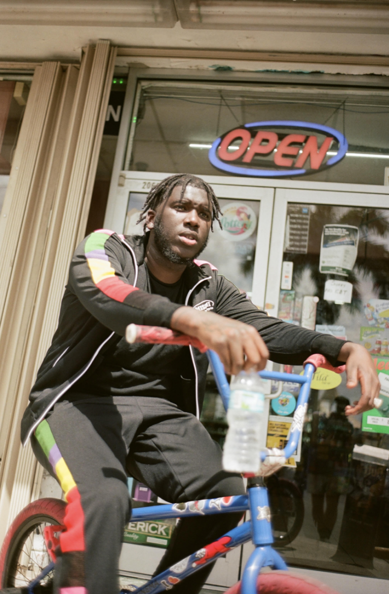 Keemo – “Poor High Class” (Official Video)