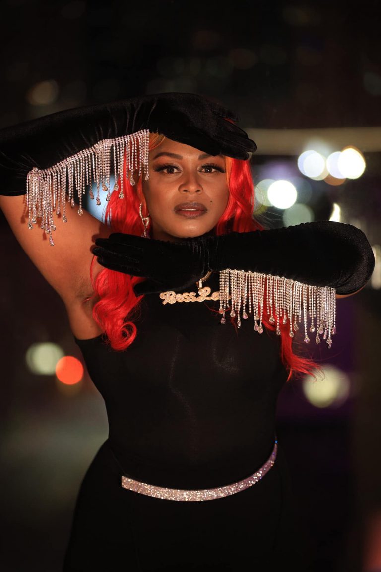 Singer DeneQuia dominates the charts with new single “Movie”