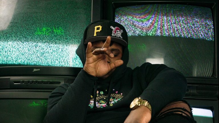 B-Jay Banks Links With Rackz The Wave For New Track “Banks Flow”