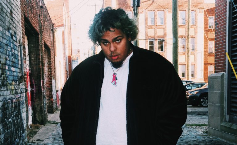 Who? Links With Chaz French For New Music Video “Da Memo”