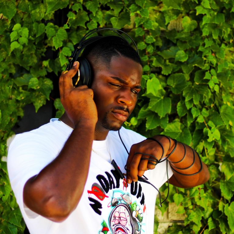 Spellbinding Memphis Rapper & Producer K.Le DaVincci Unleashes His Powerful Single “I A F W U (Remix)”